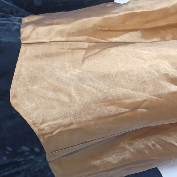 Handmade Black/Gold Metallic Velvet Formal Dress, 21" PTP, 16" waist, 48" L - Picture 3 of 5